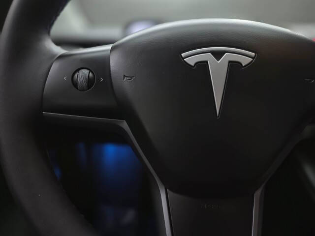 2025 Tesla Model Y Long Range