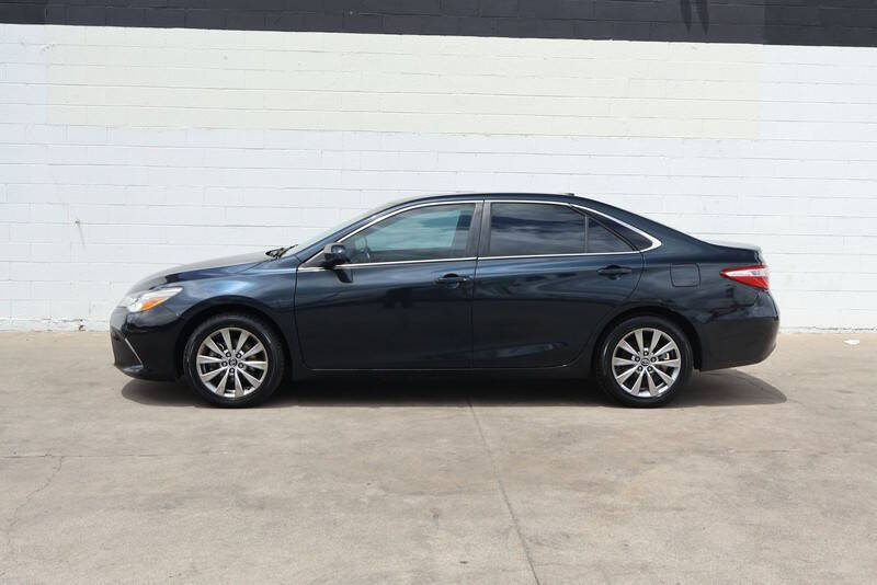 2016 Toyota Camry XLE