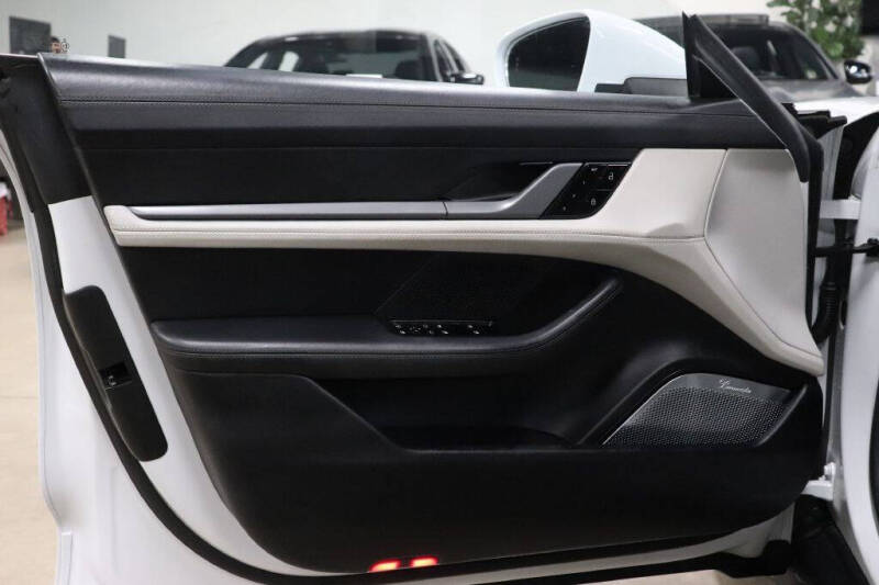 2020 Porsche Taycan 4S