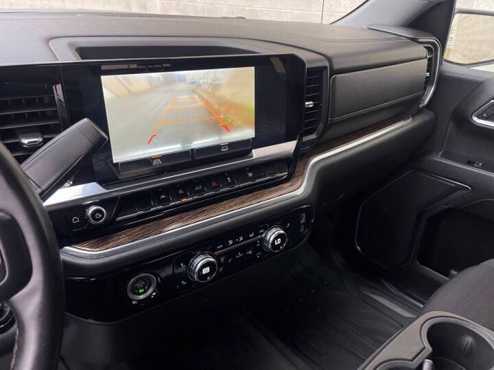 2023 GMC Sierra 1500 SLE