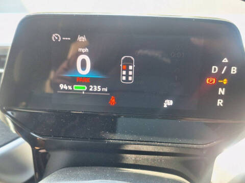 2025 Volkswagen ID. Buzz Pro S Plus 4Motion