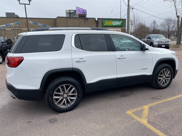 2019 GMC Acadia SLE-2