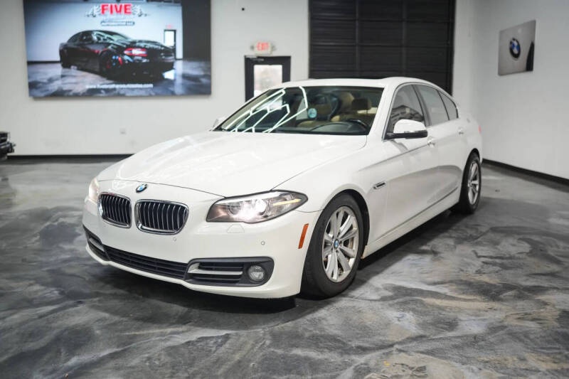 2015 BMW 5 Series 528i