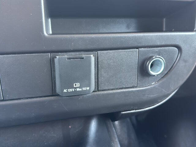 2024 GMC Savana 2500