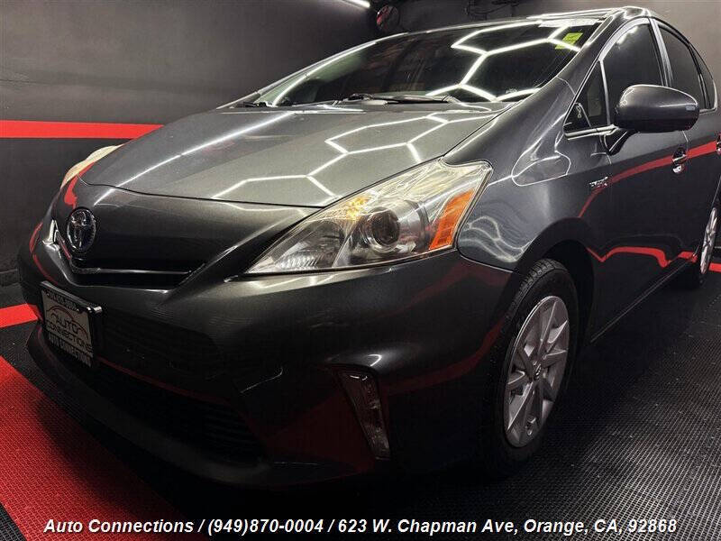 2012 Toyota Prius v Three