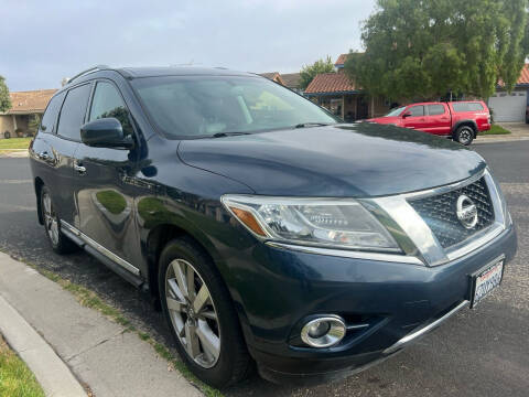 2013 Nissan Pathfinder Platinum