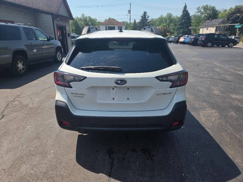 2023 Subaru Outback Premium