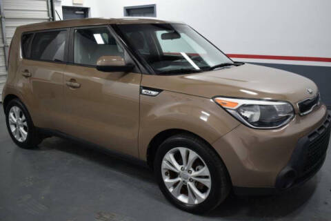 2015 Kia Soul +