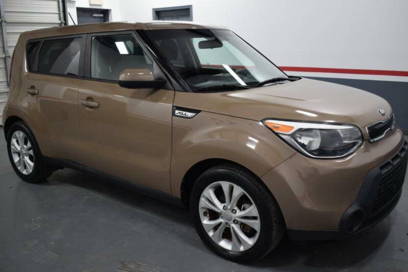 2015 Kia Soul +