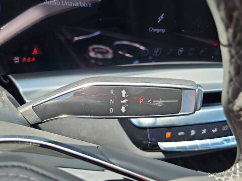 2026 Cadillac LYRIQ-V