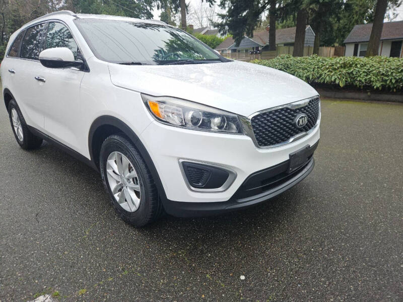 2017 Kia Sorento LX