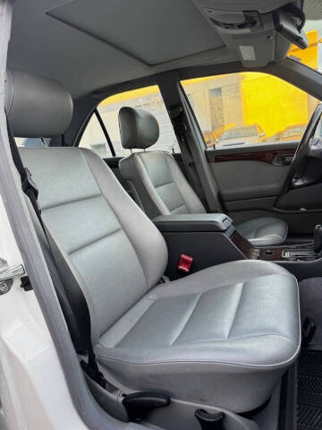 1995 Mercedes-Benz C-Class C 220