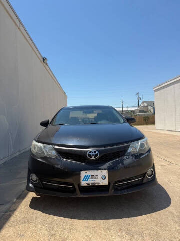2014 Toyota Camry SE