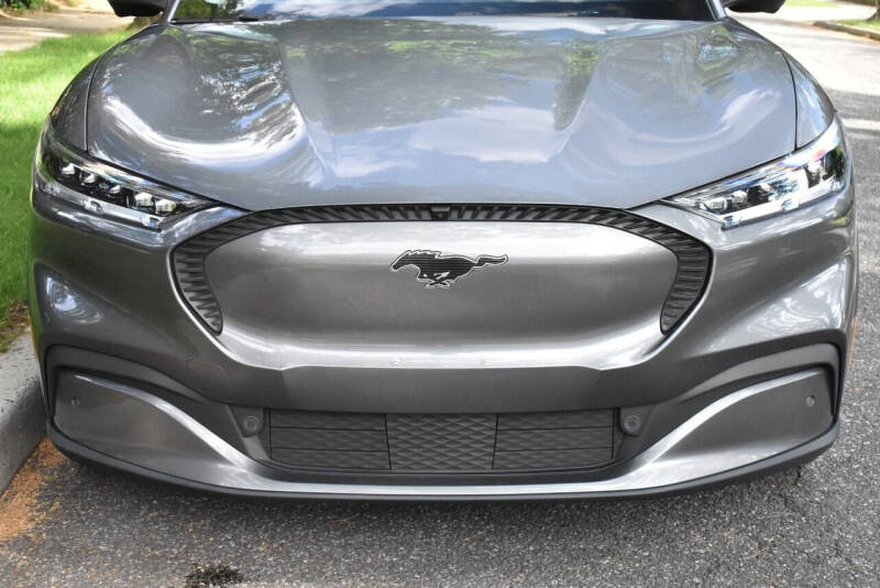 2021 Ford Mustang Mach-E Select