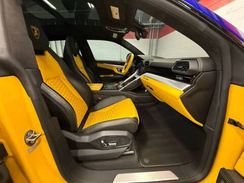 2019 Lamborghini Urus