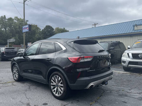 2020 Ford Escape Titanium