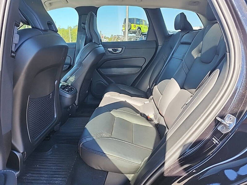 2021 Volvo XC60 T5 Inscription