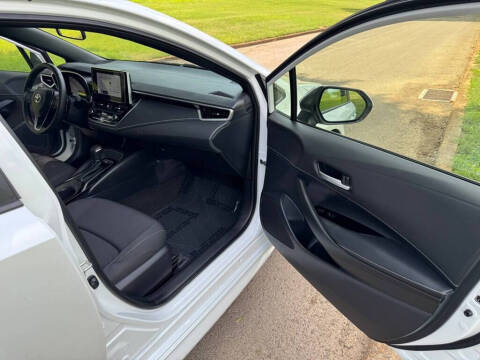 2024 Toyota Corolla Hatchback SE