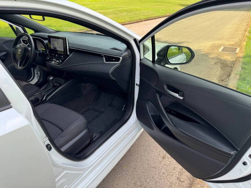 2024 Toyota Corolla Hatchback SE