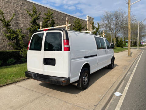 2015 Chevrolet Express 2500