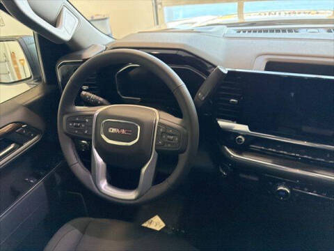 2026 GMC Sierra 1500 Elevation Standard