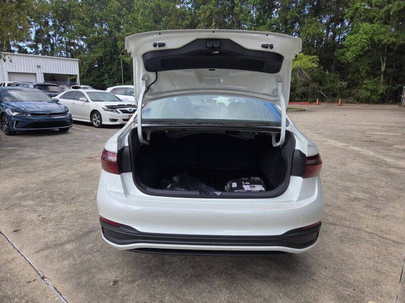 2026 Volkswagen Jetta SE