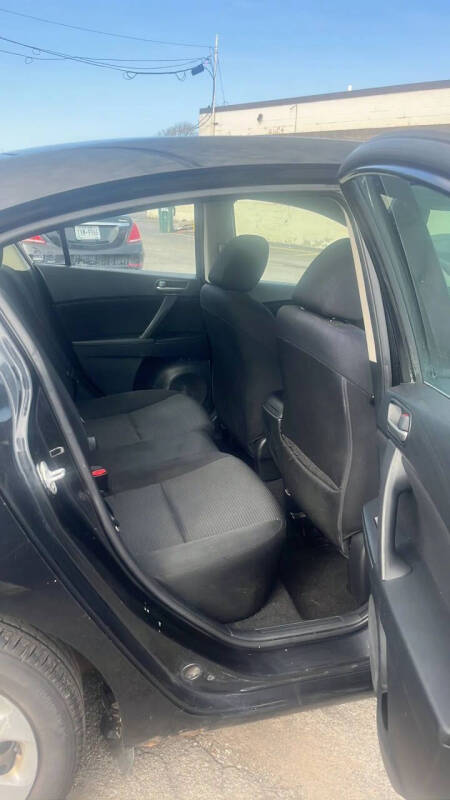 2013 Mazda MAZDA3 i Sport