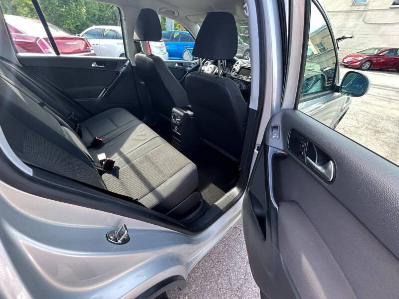 2015 Volkswagen Tiguan S