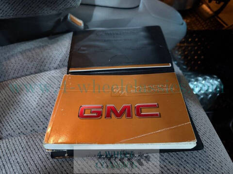 1999 GMC Suburban