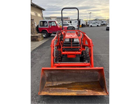 2004 Kubota B2910