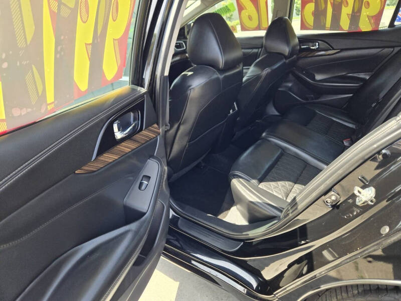 2016 Nissan Maxima Platinum