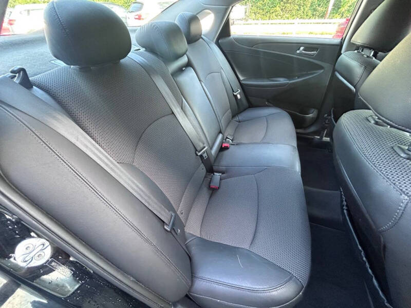 2011 Hyundai Sonata SE