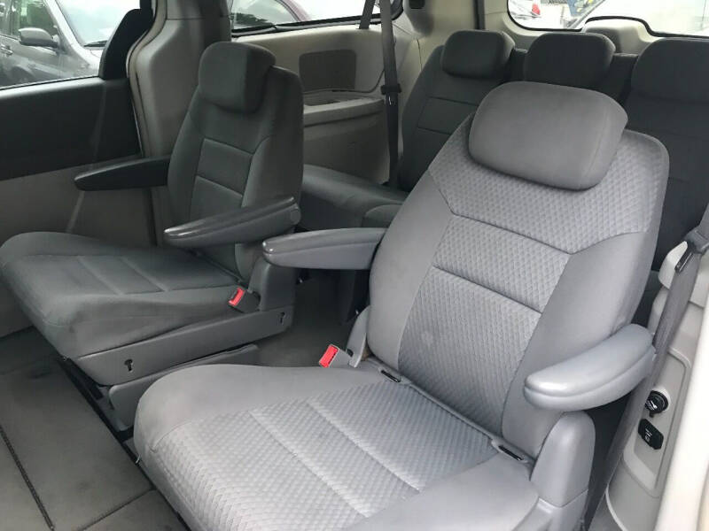 2010 Chrysler Town and Country Touring