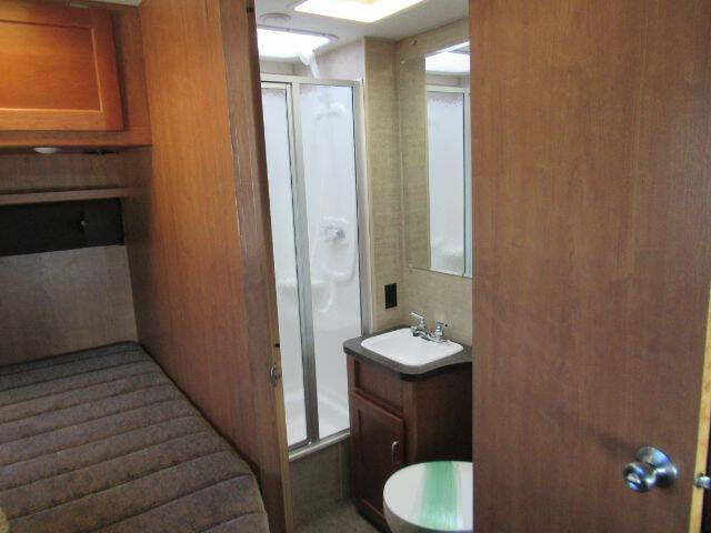 2017 Ford E-Series E-450 SD