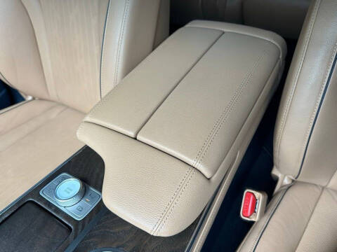 2023 Genesis GV80 2.5T