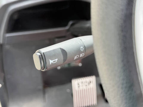 2022 Icon i40