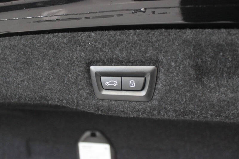 2024 BMW i5 eDrive40