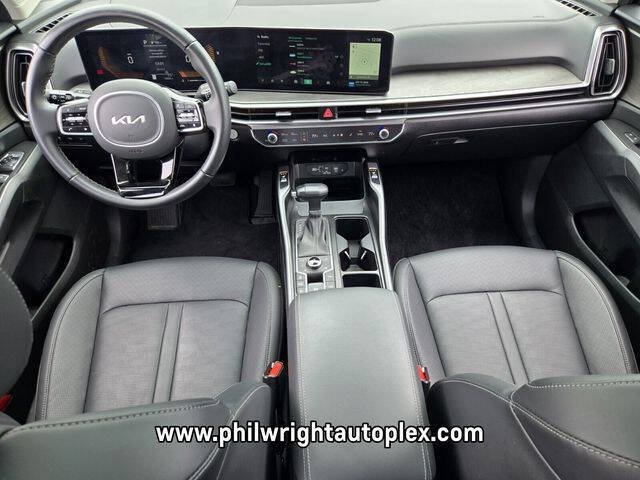 2025 Kia Sorento X-Line EX