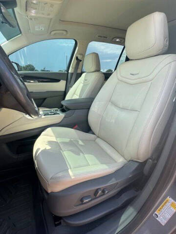 2020 Cadillac XT6 Premium Luxury