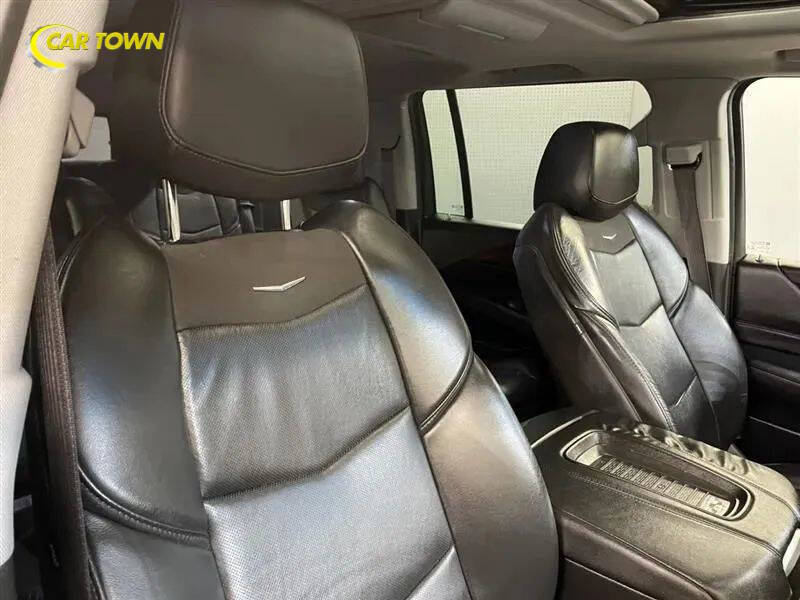 2018 Cadillac Escalade ESV Luxury