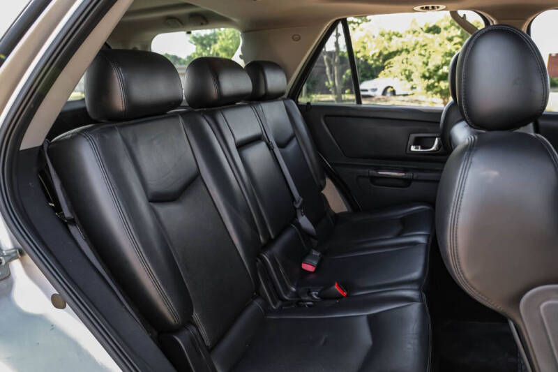 2004 Cadillac SRX