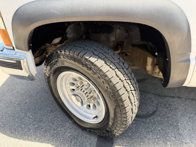 2000 Chevrolet C/K 3500 Series K3500 LS