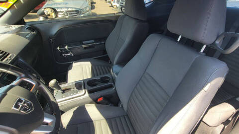 2014 Dodge Challenger SXT