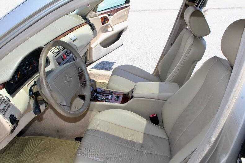 1999 Mercedes-Benz E-Class E 300TD