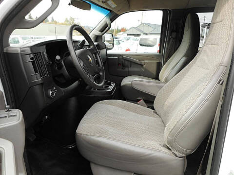 2017 Chevrolet Express LS 2500