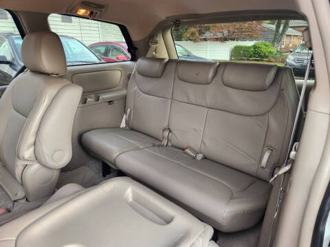 2005 Toyota Sienna XLE 7 Passenger