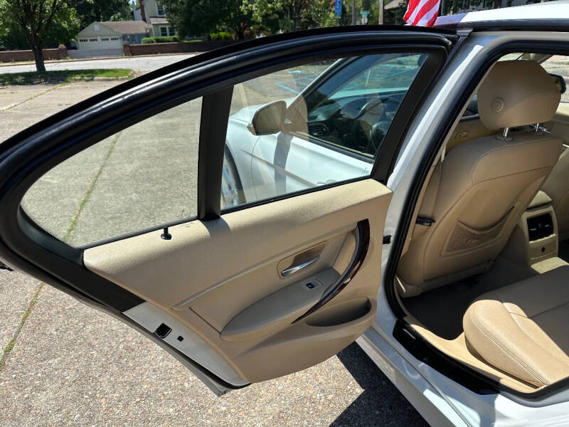 2014 BMW 3 Series 328i