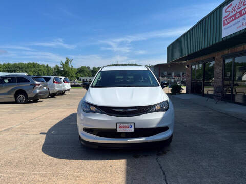 2024 Chrysler Voyager LX