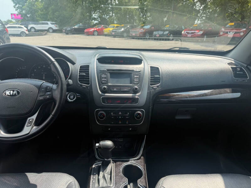2014 Kia Sorento LX