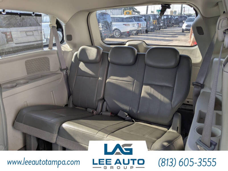 2010 Chrysler Town and Country Touring